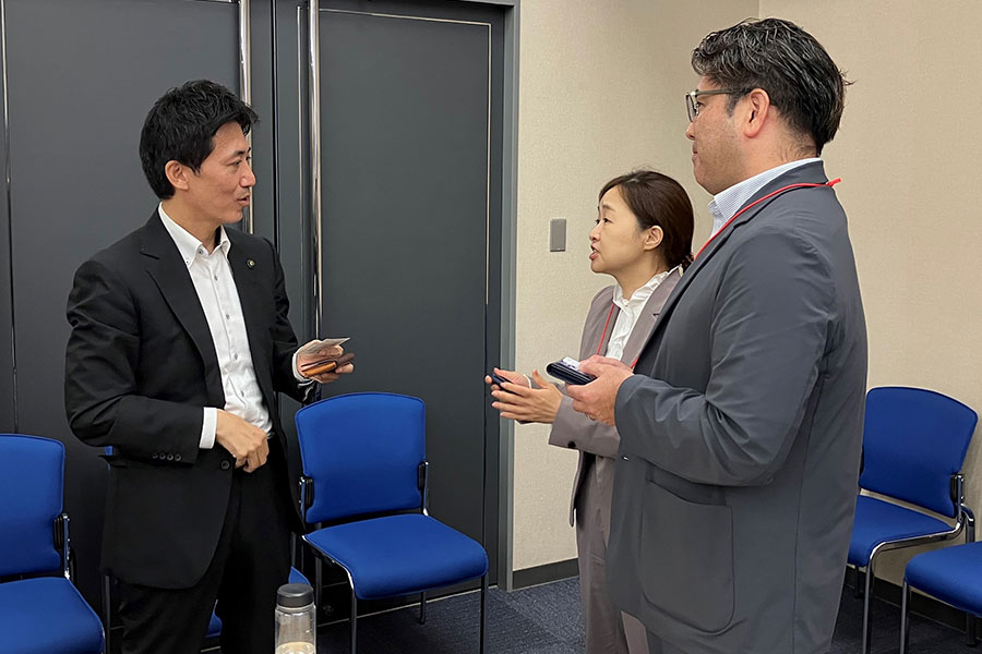 兵庫県川西市 越田市長